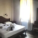 Afroditi 4*