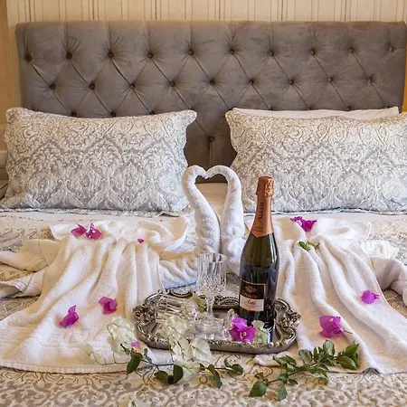 Aparthotel Afroditi 4*