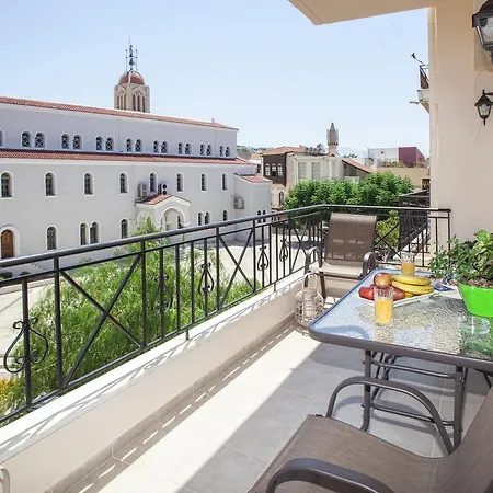 Aparthotel Afroditi 4*